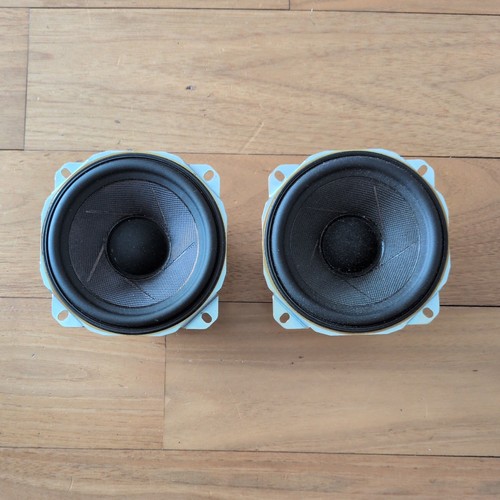 Pair bowers wilkins - of,