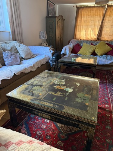 Ornate black lacquered - , side