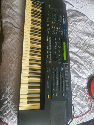 Roland key synth - e-70, 61-key