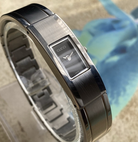 Gucci watch 2200 ladies swiss - gucci,