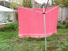 Wool cellular blanket