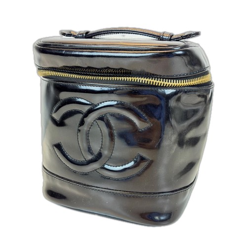 Chanel coco mark patent vanity - patent,