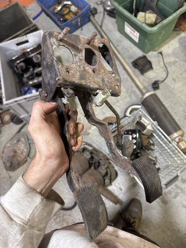 Land rover pedal box - land,