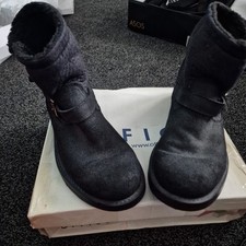Ladies Black size 6 ankle boot