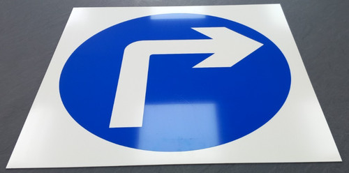 Right turn road traffic - right,