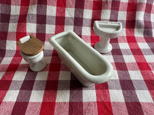 Vintage dolls house 1930s - vintage,