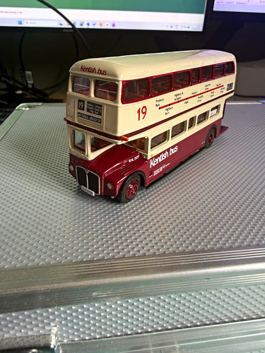 Corgi kentish bus route - corgi,