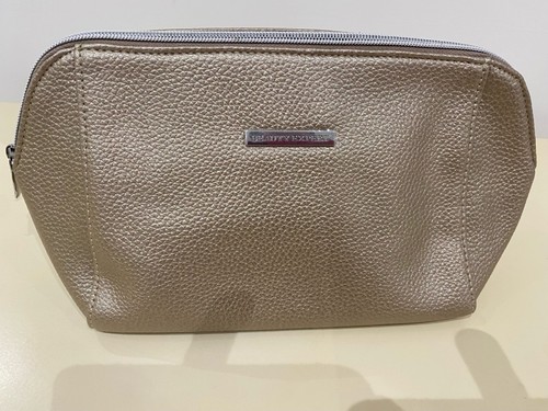 Gold colour beauty - bag,