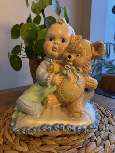 Vintage 1987 atlantic mold - vintage,
