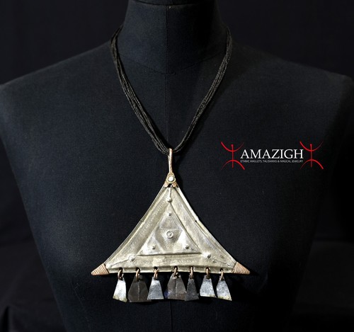 Old tuareg hoggar talisman - talisman, –