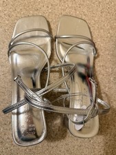Women’s Comfy Silver Strappy