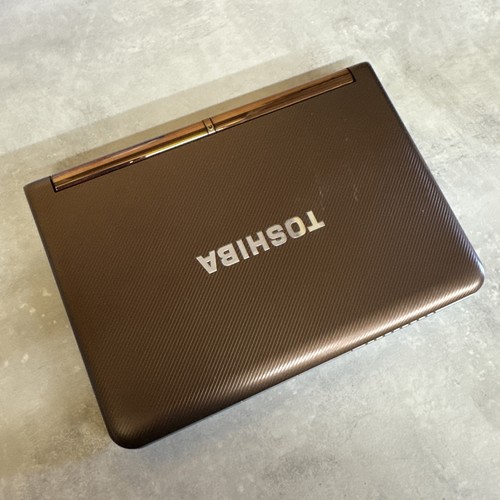 Toshiba nb305 10f netbook - nb305-10f,