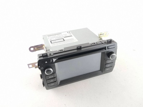 Toyota auris e180 - radio, cd