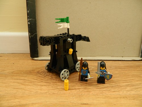 Lego castle 6030 catapult - castle,