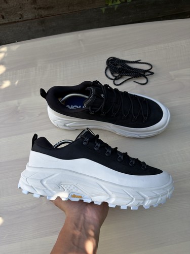 Hoka hidden characters - hidden, tor