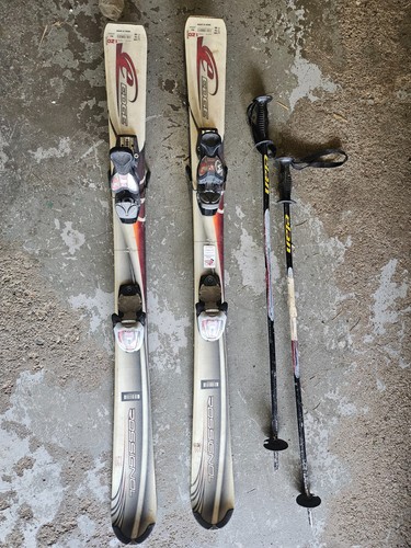 Rossignol youth skis with