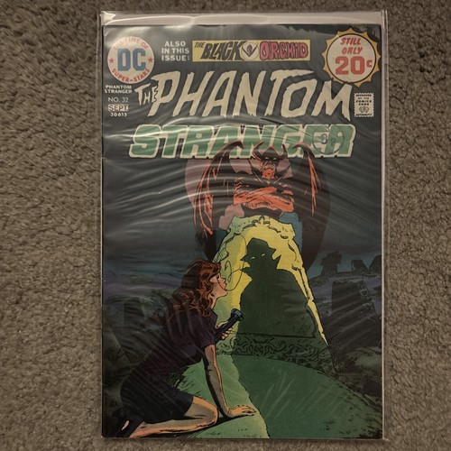 Comics the phantom stranger - dc,