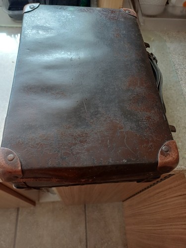 Small vintage suitcase - small,