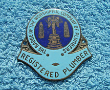 VINTAGE 1930s WORSHIPFUL COMPANY OF PLUMBERS CAR BADGE~CORGI GAS/BOILER ENGINEER
