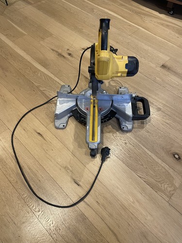 Dewalt dws773 sliding mitre - dewalt,
