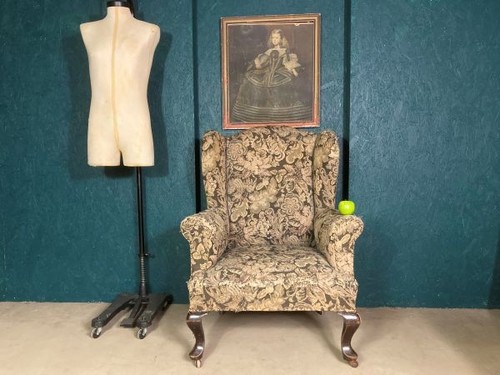 Fine old country house - fine,