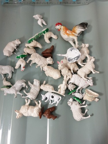 Vintage plastic farm animals - vintage,