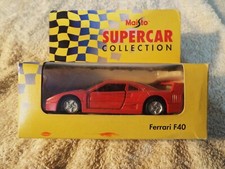 Maisto Supercar FARRARI F40. RED. IN SLIGHTLY DAMAGED BOX