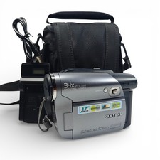 Samsung VP-DC171W Camcorder