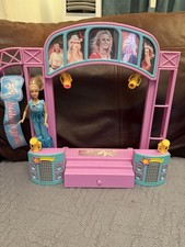 Britney Spears Concert Stage And Doll, Working Lights And Sounds - Not Complete