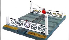 0 Gauge Level Crossing Gates