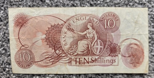 Bank england q hollom - england,