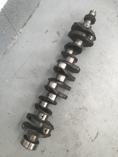 Datsun v07 crankshaft 240z - v07,