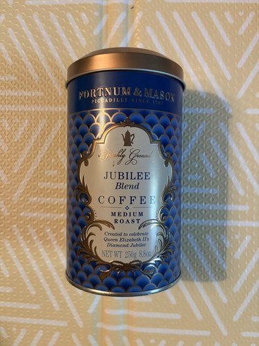 Fortnum mason queen ii - &,