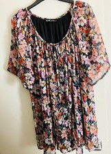 Women's Floral Print Top Size