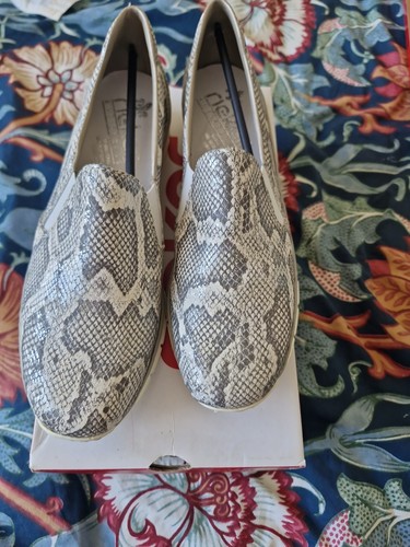Reiker melgar silver lizard - silver,