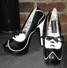 WEAR IF U DARE High Heels Platform BlackWhite Patent Teeze Servant Stiletto 5 38