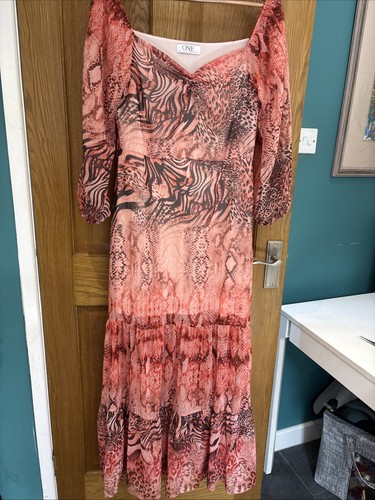 Beautiful sweetheart neckline - beautiful,