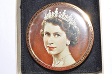 VINTAGE STRATTON QUEEN