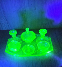 Art Deco Uranium Green Glass 9