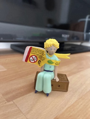 The little prince figurine - prince,