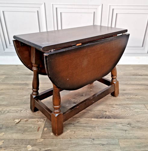 Vintage drop leaf table dark - leaf,