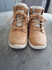 Sketchers On The Go Boots