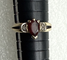 9ct Gold Pear Garnet & Diamond