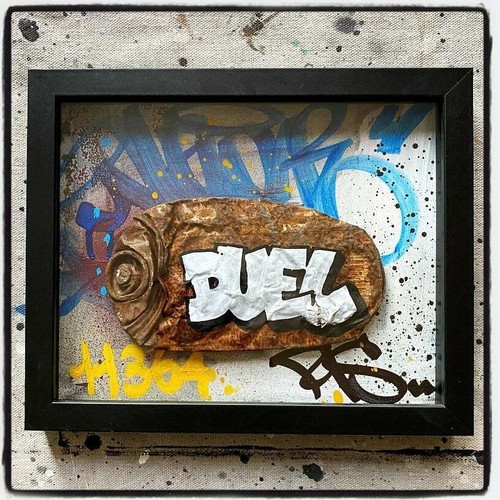 Duel graffiti street art - duel,