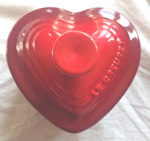 Creuset cherry red heart - le,