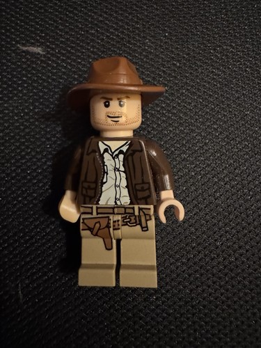 Lego indiana jones minifigure - indiana,