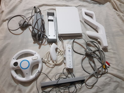 Nintendo wii console bundle