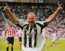 ALAN SHEARER SIGNED NEWCASTLE