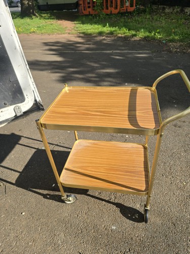 Metal tea drinks trolley with - drinks,