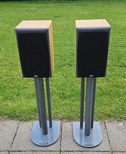 B&W Bowers & Wilkins DM303 Beech Effect  Bookshelf Speakers Pair